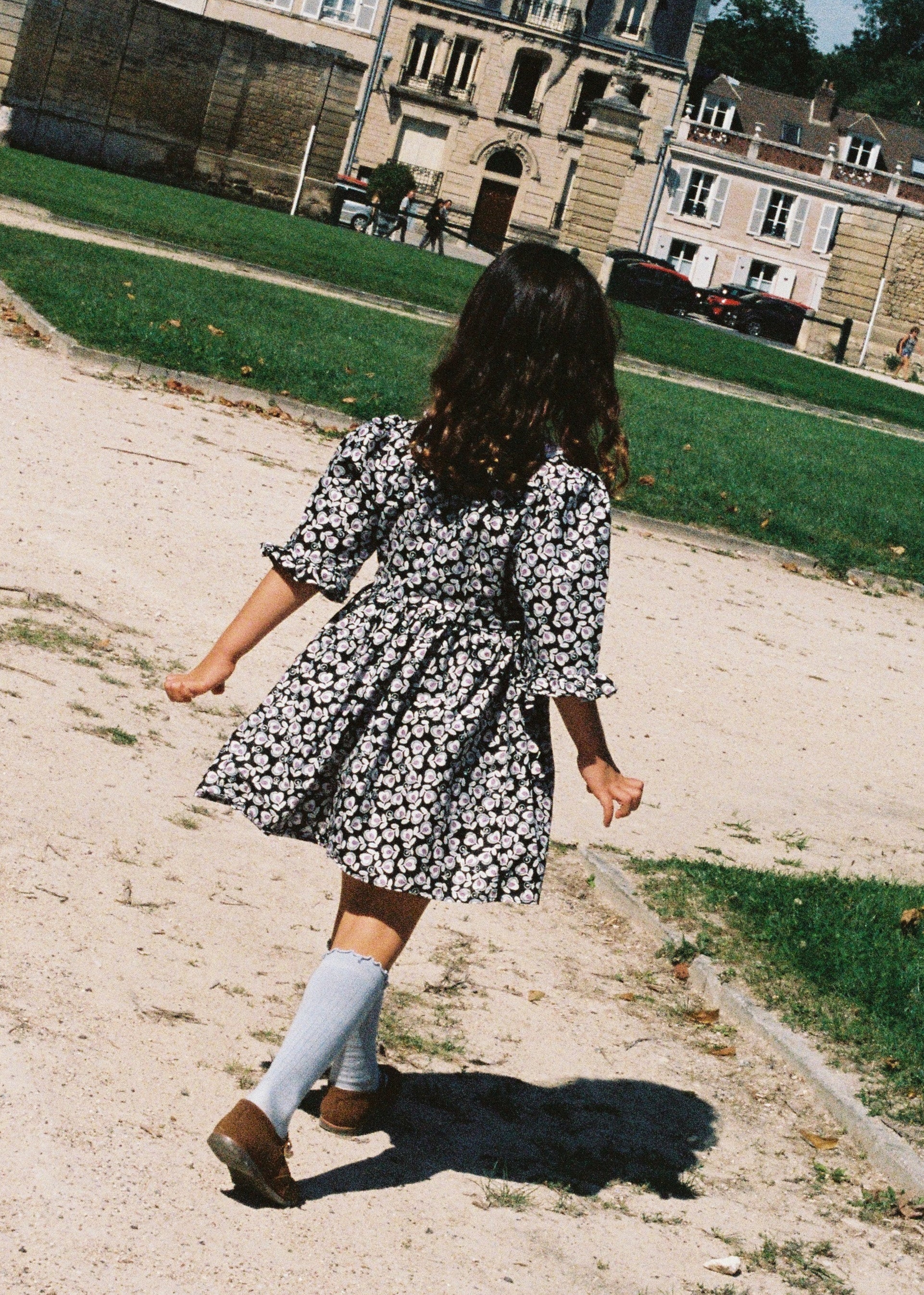Gwen Dress | Noir Floral